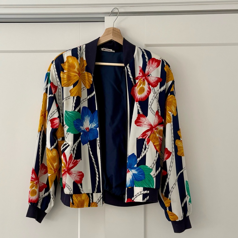 Vintage Alia Multicolor Floral Bomber Jacket with shoulder pass